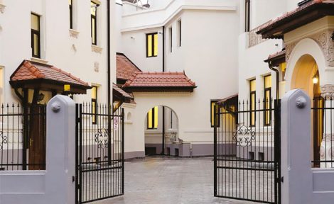 Fine & Country Romania image