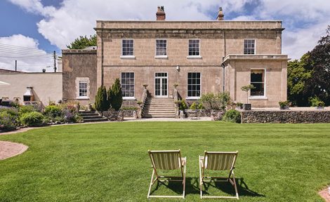 holcombe manor my home move