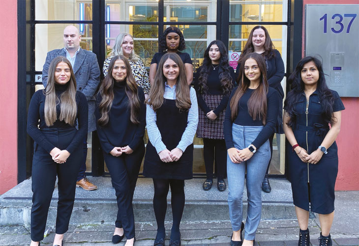 Link to news of movers and shaakers