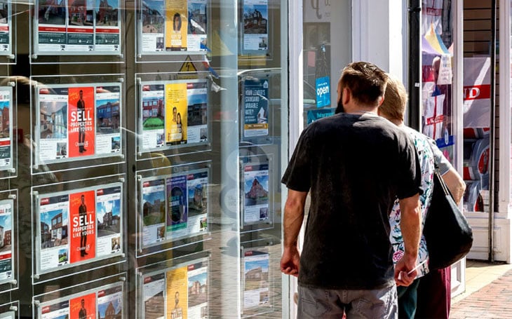 House prices dip in unusual summer fall, reports Rightmove