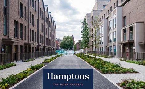 Hamptons and apartments