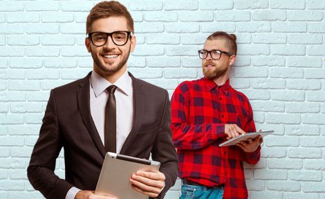 Smart-agent-and-casual-agent-with-ipads