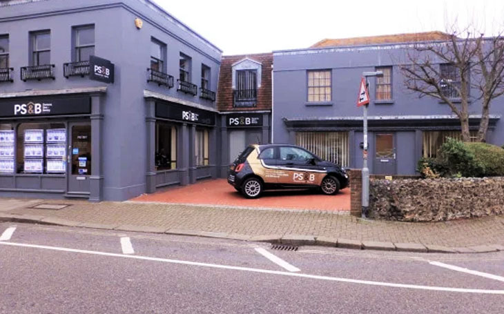 estate agency